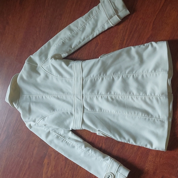 White coat - Picture 5 of 5